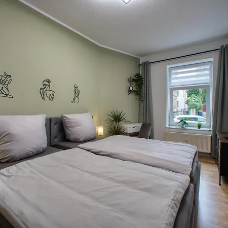 Apartment Dresdenstay Loebtau 3 Schlafzimmer Kamin Balkon Ps4