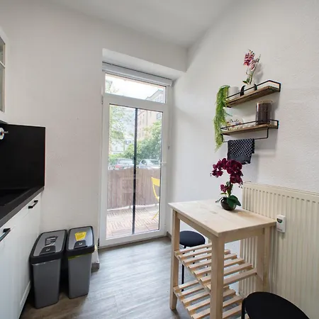 Dresdenstay Loebtau 3 Schlafzimmer Kamin Balkon Ps4 Apartment *