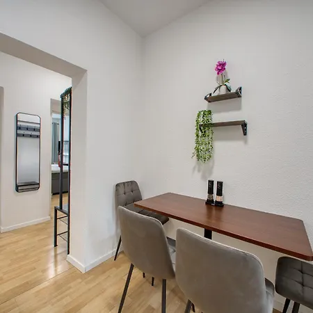 Dresdenstay Loebtau 3 Schlafzimmer Kamin Balkon Ps4 * Dresden
